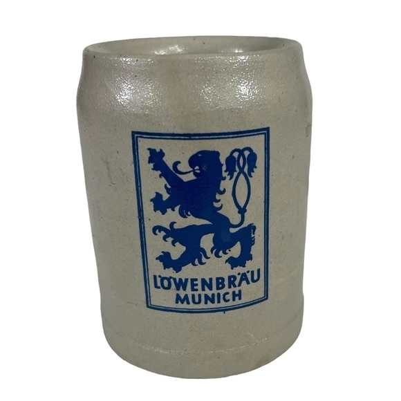Vintage Stoneware Lowenbrau Munich German Beer Stein Mug .5 Liter - Picture 4 of 5